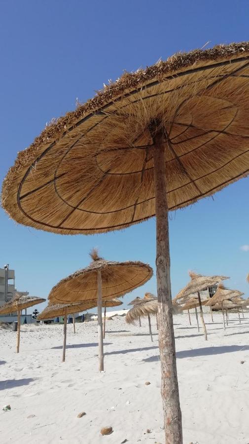 Hotel L'Hirondelle De Kelibia : Chez Amou Zewnętrze zdjęcie